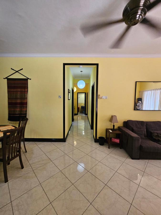 Marina-A38 Kk Centre Homestay Kota Kinabalu Exterior photo